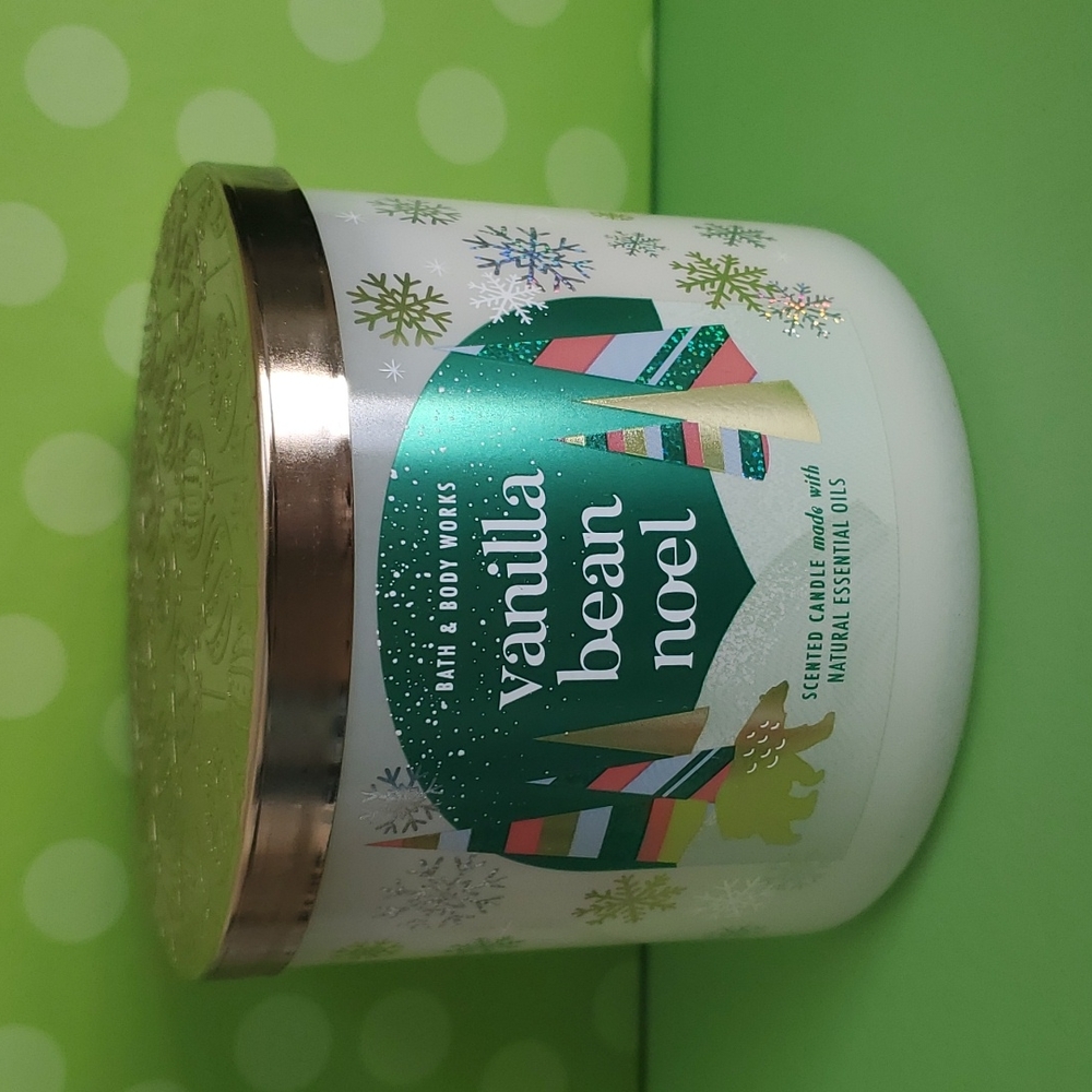 Vanilla Bean Noel 3 Wick Candle Bath & Body Works 14.5 oz